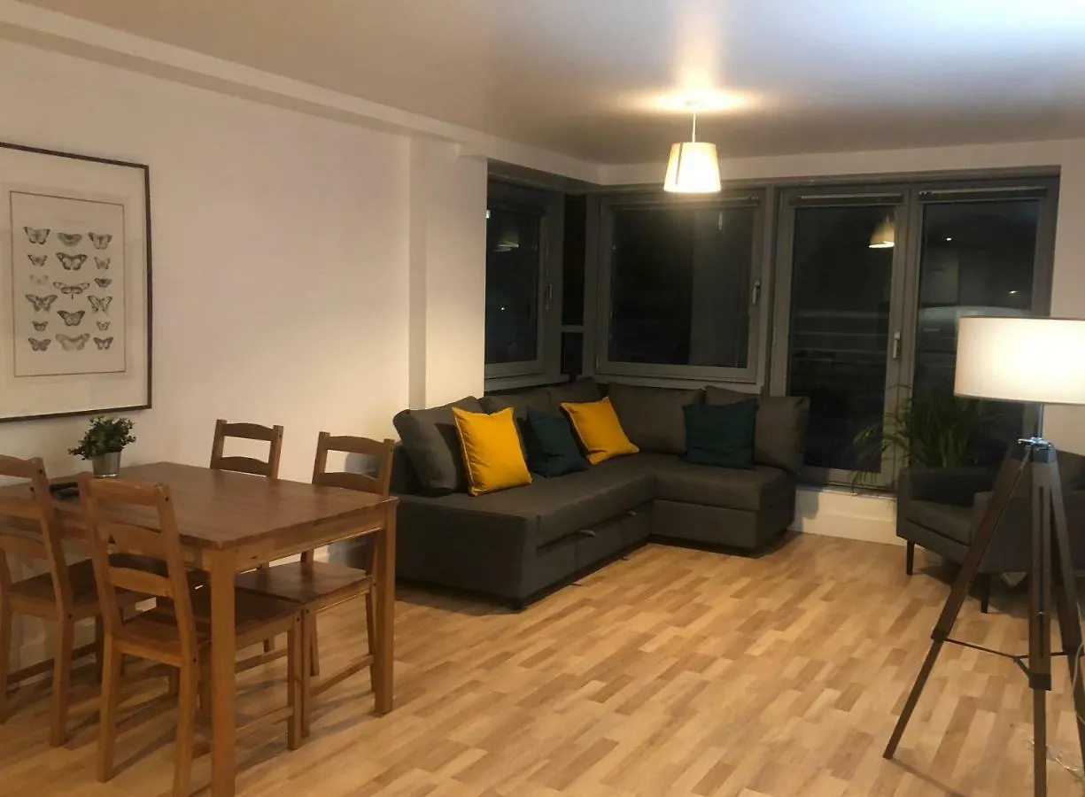 Luxury Modern Apartment By Stadium Cardiff